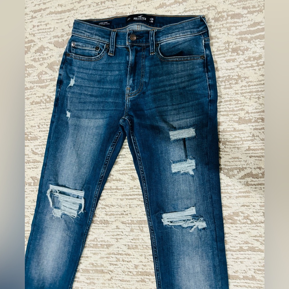 HOLLISTER MEN’S STACKED SKINNEY JEANS W28 L 30